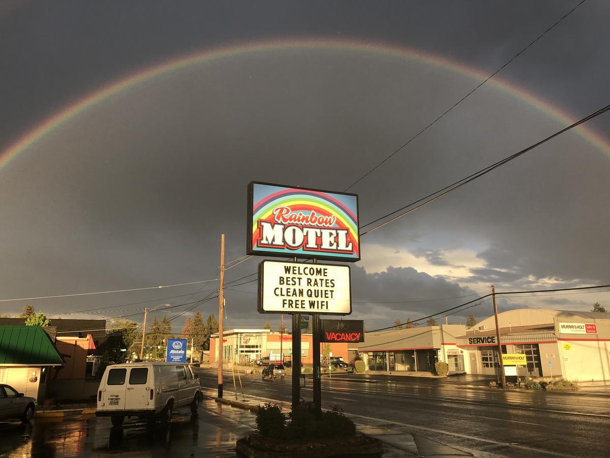 Rainbow Motel Бенд Екстериор снимка