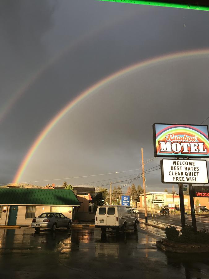 Rainbow Motel Бенд Екстериор снимка